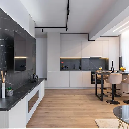 Modern B&c *