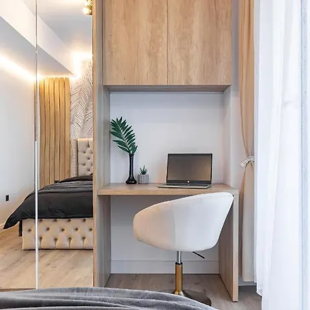 Modern B&c *